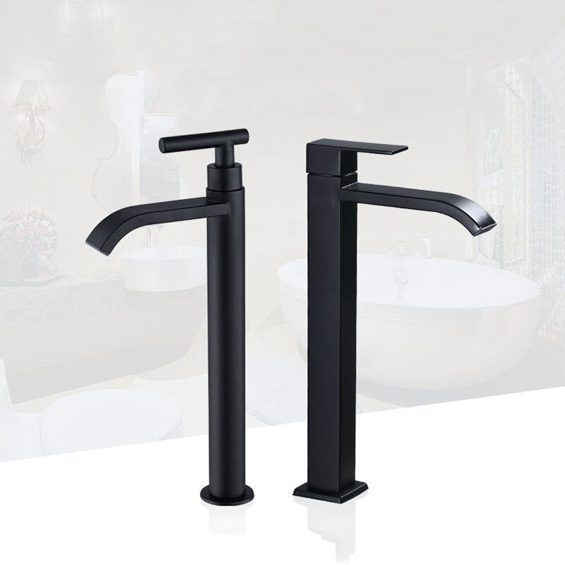 Matte Black Single-Handle Sink Faucet